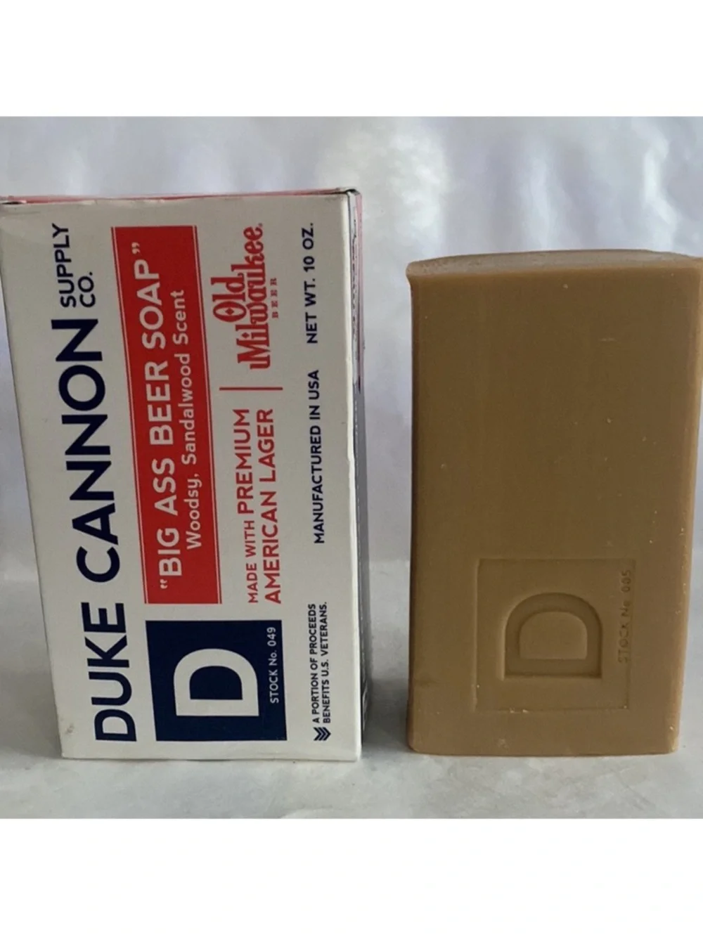 DUKE CANNON BIG BEER SOAP WOODSY Sandalwood Scent 10oz NIB